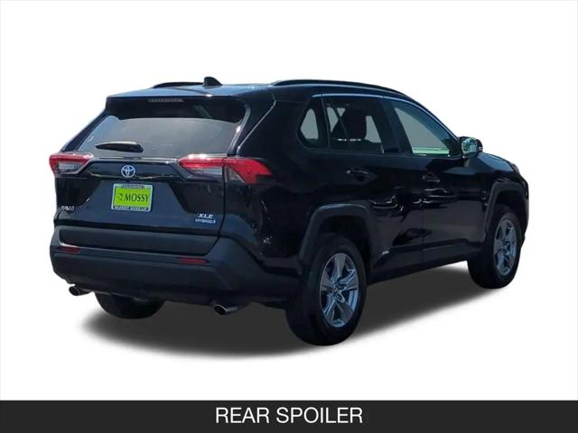 2024 Toyota RAV4 Hybrid XLE