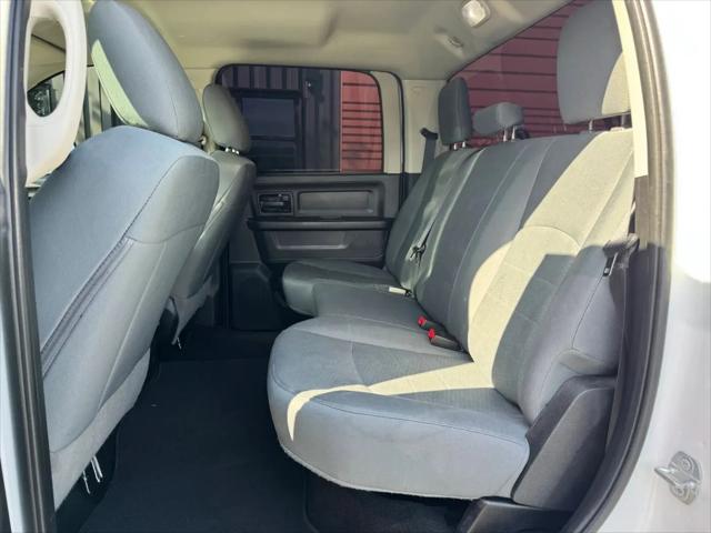 2017 Ram 2500 Tradesman Crew Cab 4x4 6'4" Box