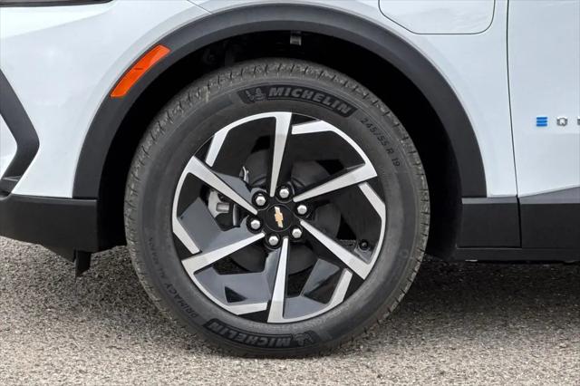 2026 Chevrolet Equinox LT 1
