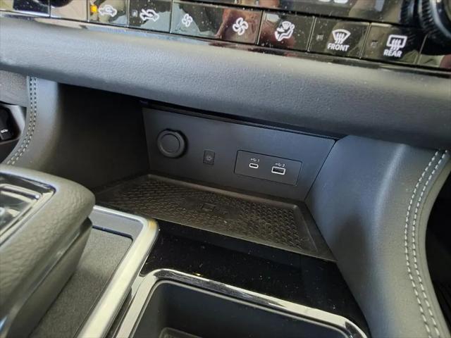 2025 Nissan Pathfinder Platinum 4WD