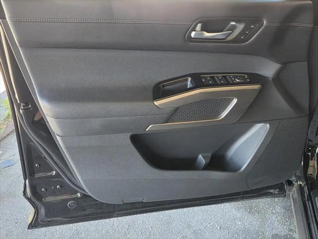 2025 Nissan Pathfinder Platinum 4WD