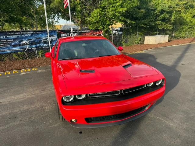 2022 Dodge Challenger SXT