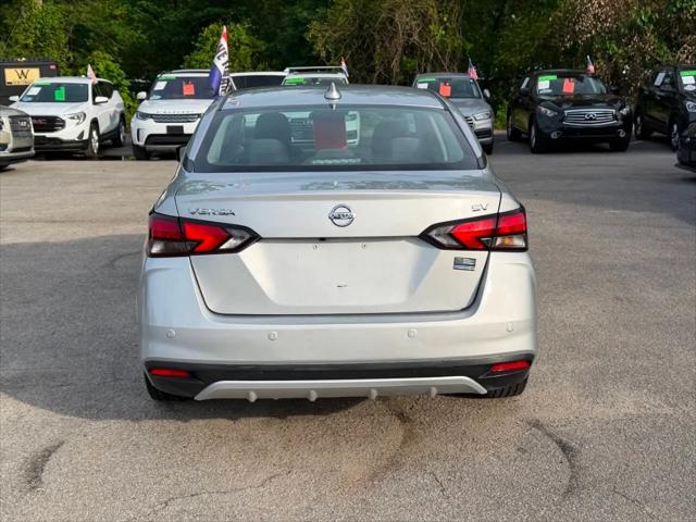 2021 Nissan Versa SV Xtronic CVT