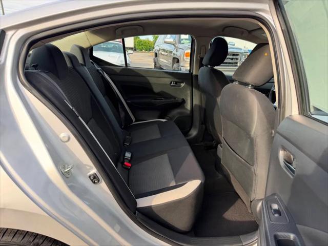 2021 Nissan Versa SV Xtronic CVT