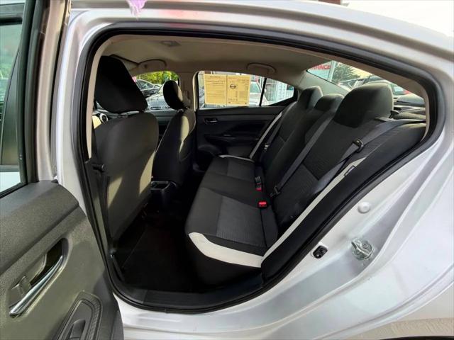 2021 Nissan Versa SV Xtronic CVT