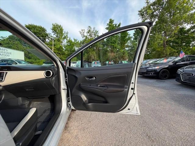 2021 Nissan Versa SV Xtronic CVT