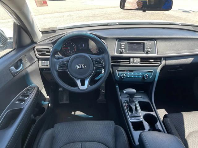 2017 Kia Optima LX