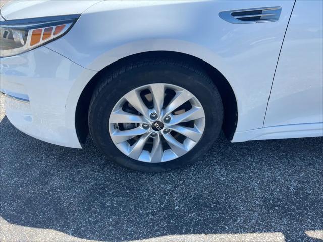 2017 Kia Optima LX