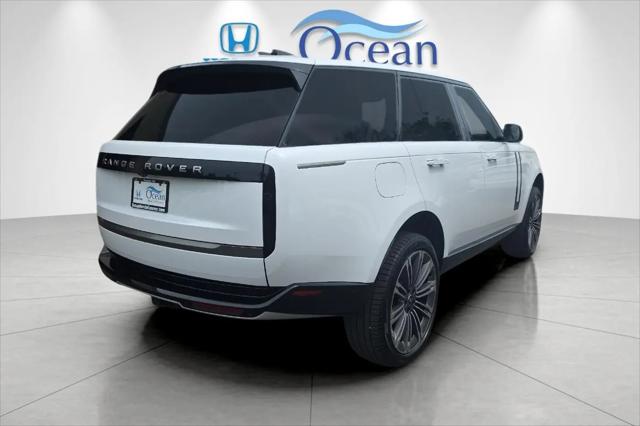 2025 Land Rover Range Rover P530 SE