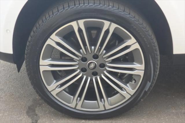 2025 Land Rover Range Rover P530 SE