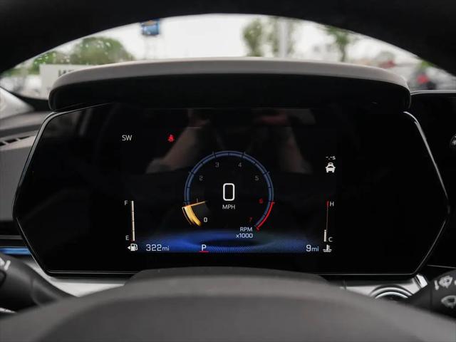2026 Chevrolet Trax FWD LT