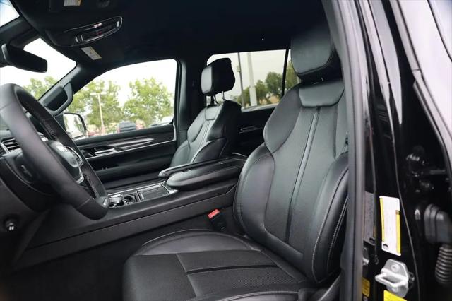 2022 Jeep Wagoneer Series II 4x2