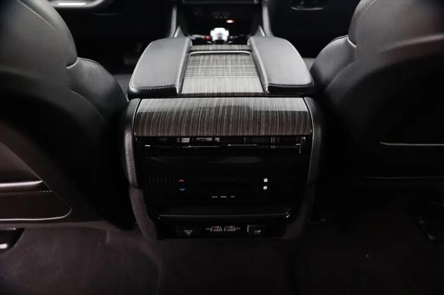 2022 Jeep Wagoneer Series II 4x2