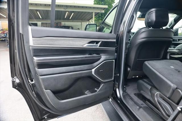2022 Jeep Wagoneer Series II 4x2