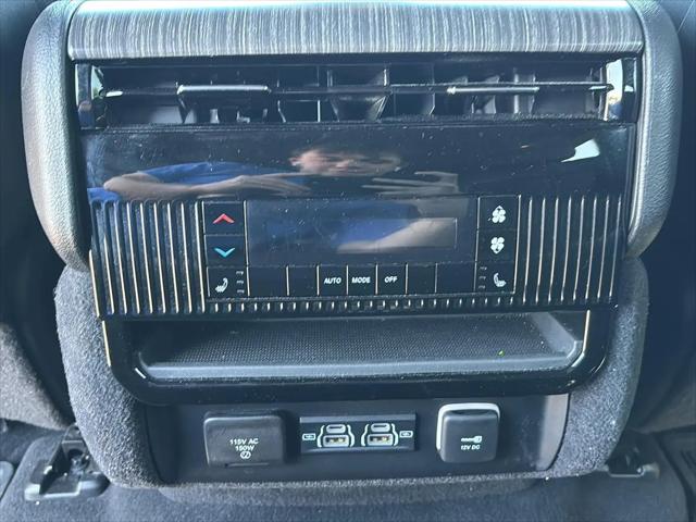 2024 Jeep Wagoneer Series II 4x2