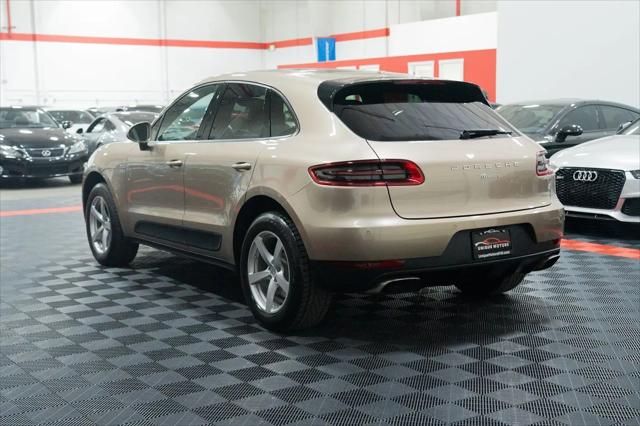 2017 Porsche Macan Macan