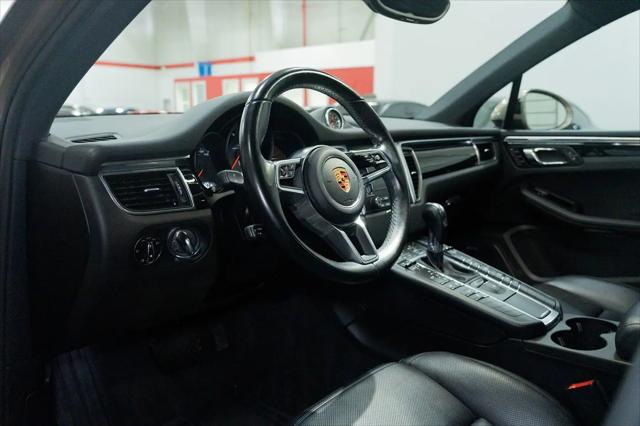 2017 Porsche Macan Macan