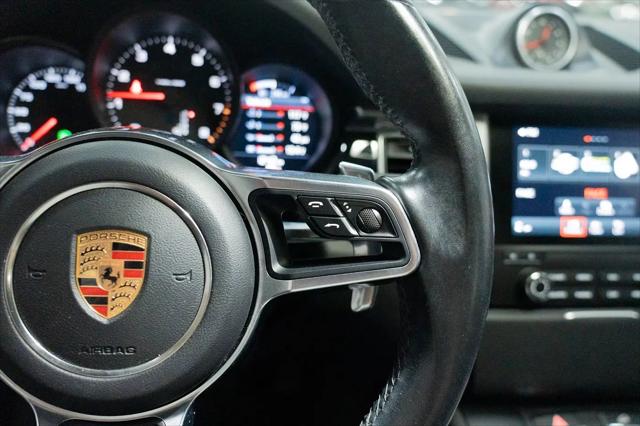2017 Porsche Macan Macan