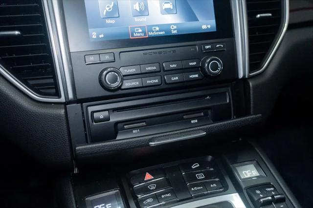 2017 Porsche Macan Macan