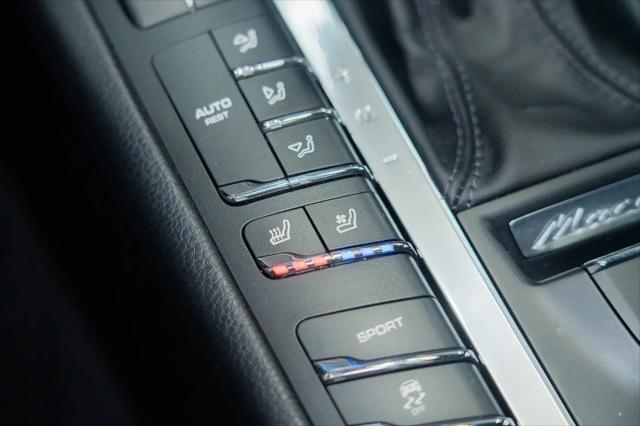 2017 Porsche Macan Macan