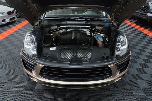 2017 Porsche Macan Macan