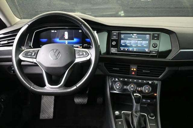 2023 Volkswagen Jetta 1.5T SE