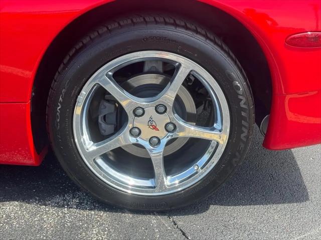 2001 Chevrolet Corvette Base