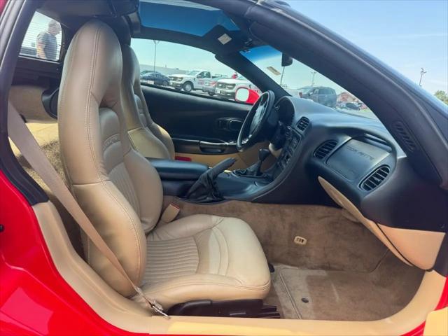 2001 Chevrolet Corvette Base