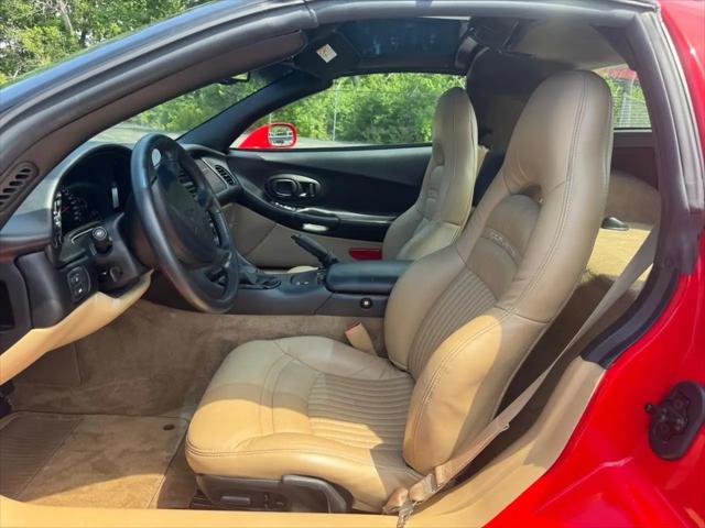 2001 Chevrolet Corvette Base