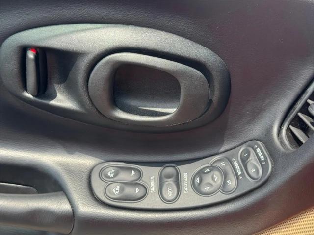 2001 Chevrolet Corvette Base