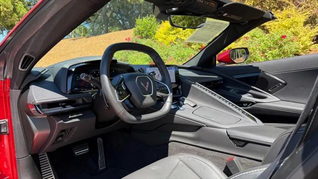 2023 Chevrolet Corvette Stingray RWD Convertible 2LT
