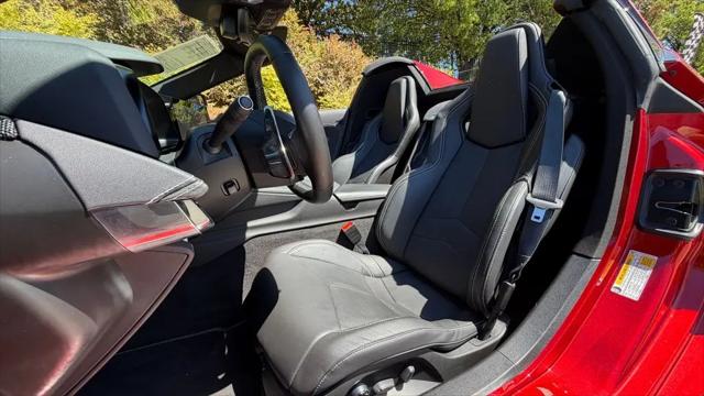 2023 Chevrolet Corvette Stingray RWD Convertible 2LT