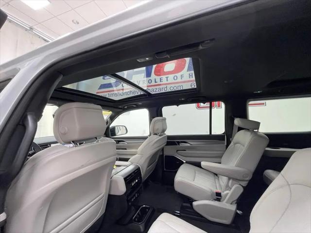 2025 Jeep Wagoneer Series III 4x4