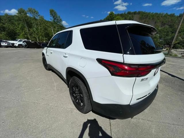 2023 Chevrolet Traverse AWD LT Cloth