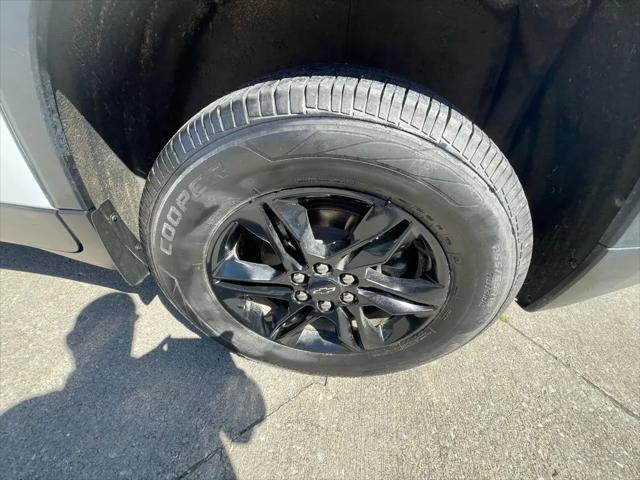 2023 Chevrolet Traverse AWD LT Cloth