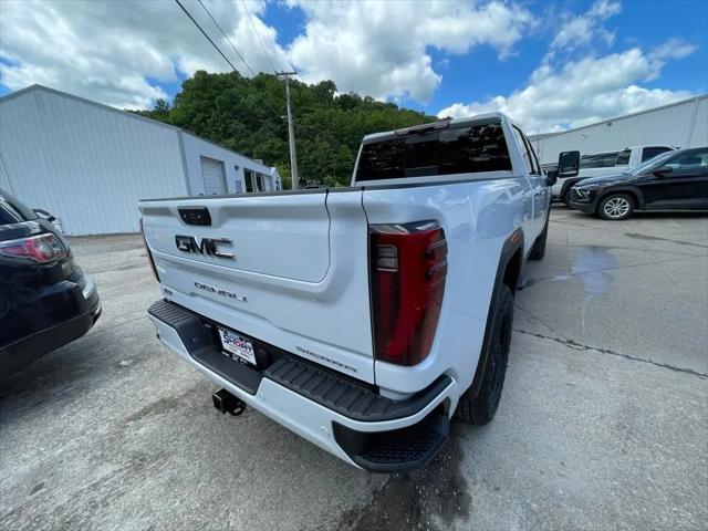 2026 GMC Sierra 2500HD Crew Cab, Standard Bed, Denali Ultimate, 4WD