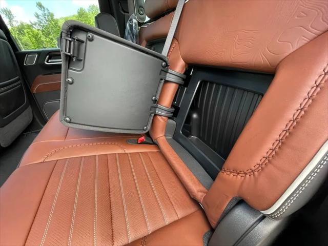 2026 GMC Sierra 2500HD Crew Cab, Standard Bed, Denali Ultimate, 4WD