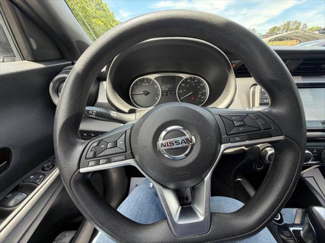 2020 Nissan Kicks S Xtronic CVT