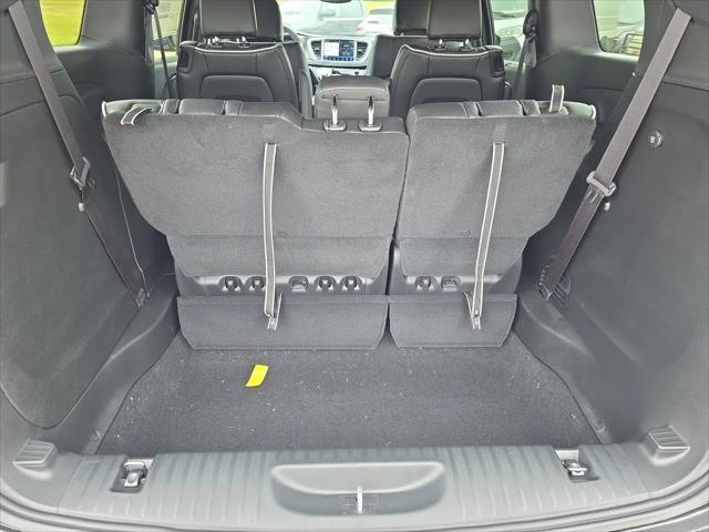 2027 Chrysler Pacifica Limited