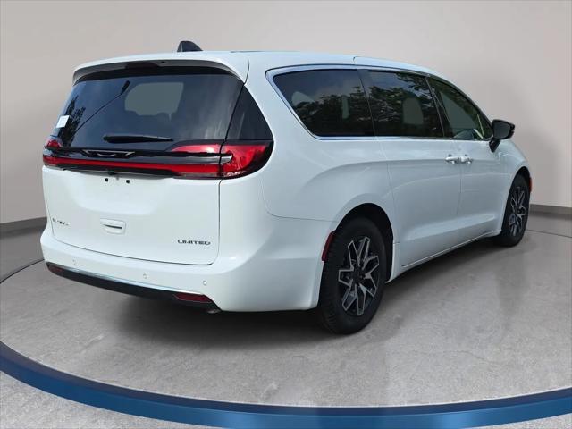 2027 Chrysler Pacifica Limited