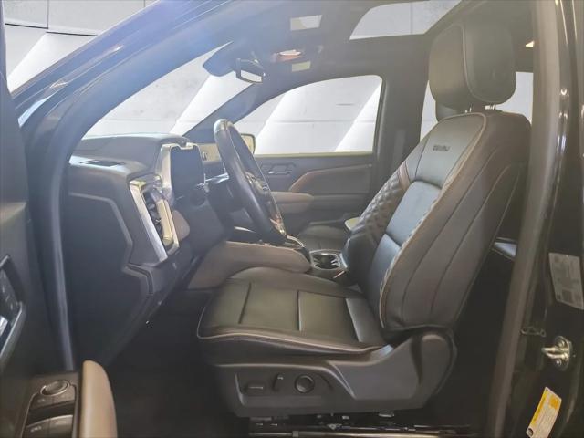 2023 GMC Canyon 4WD Crew Cab Short Box Denali