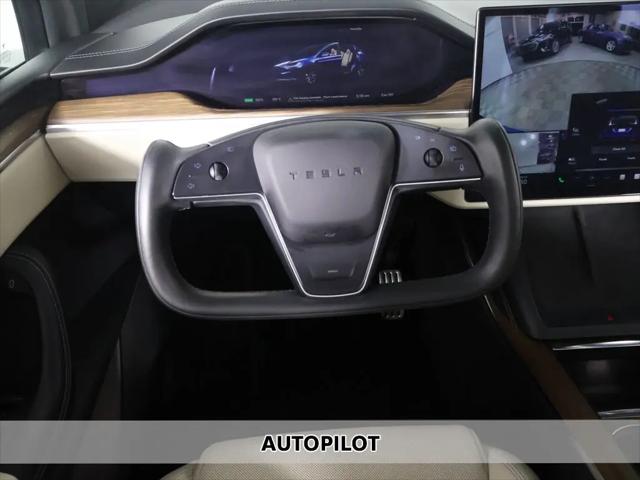 2023 Tesla Model X Standard Range