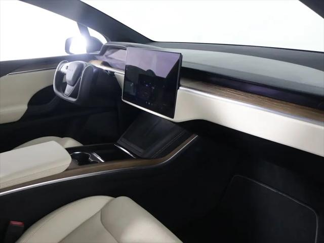 2023 Tesla Model X Standard Range