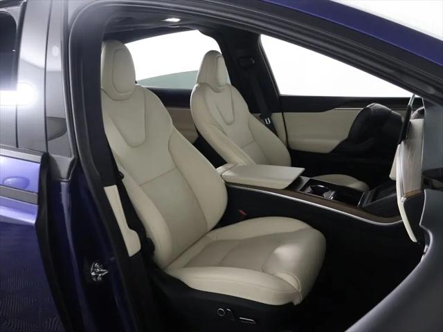 2023 Tesla Model X Standard Range