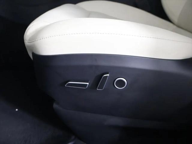 2023 Tesla Model X Standard Range