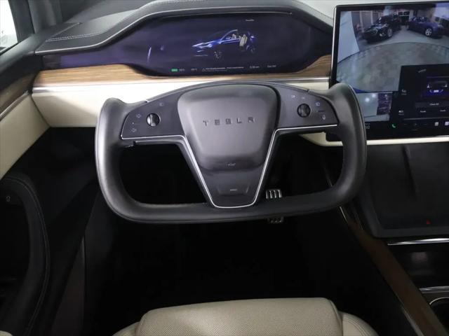 2023 Tesla Model X Standard Range