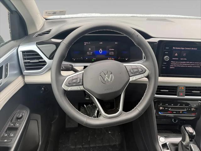 2026 Volkswagen Taos SE