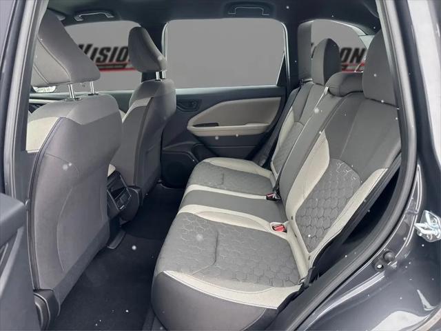 2025 Subaru Forester Base