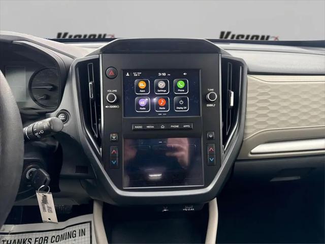 2025 Subaru Forester Base