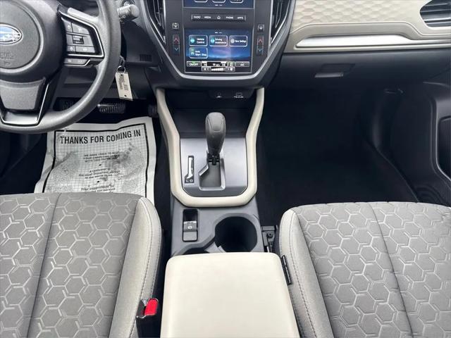 2025 Subaru Forester Base